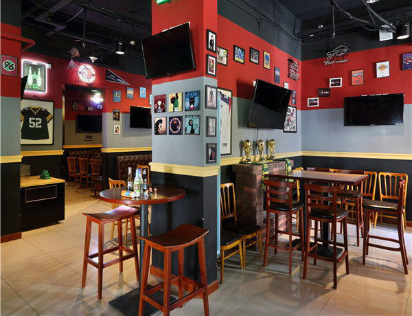 復(fù)古酒吧高腳實(shí)木桌椅家具