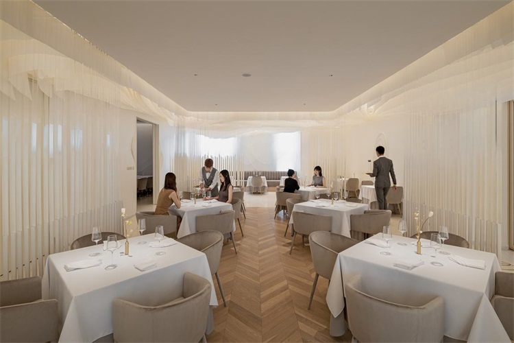 法餐廳空間設(shè)計(jì)效果圖